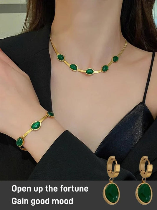 🔥Hot product🔥Jade bracelet, earrings and necklace set